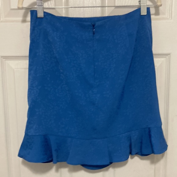 NWT BCBG generation periwinkle size 4 skirt - Picture 2 of 5